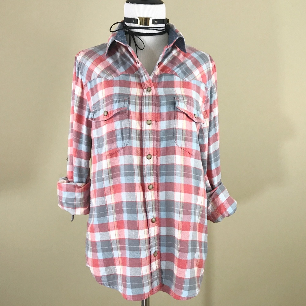 JACHS GIRLFRIEND Plaid Pink button front Flannel